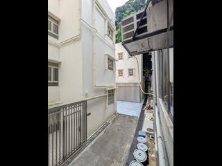 Happy Valley - Tai Yuen 06