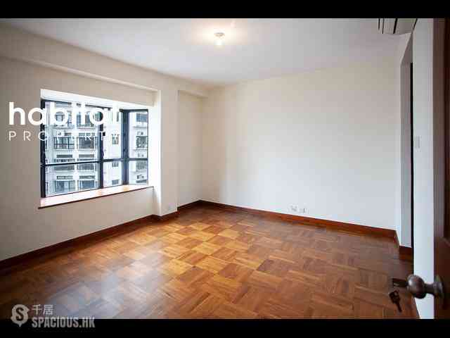 Tai Hang - Jolly Villa 08