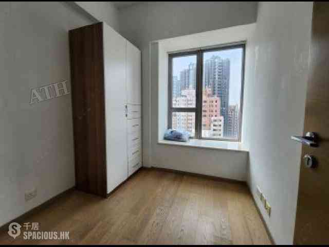 Sai Ying Pun - The Summa Block 1 05