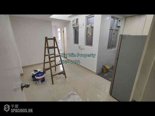 Wan Chai - Ko Wah Building(Go Wah Mansion) 01