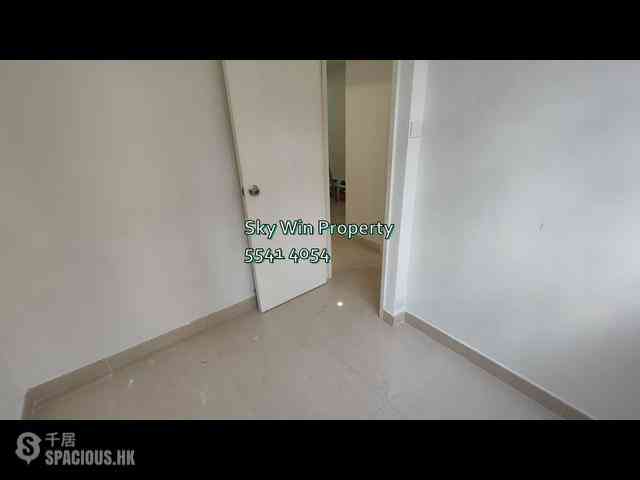 Wan Chai - Ko Wah Building(Go Wah Mansion) 06