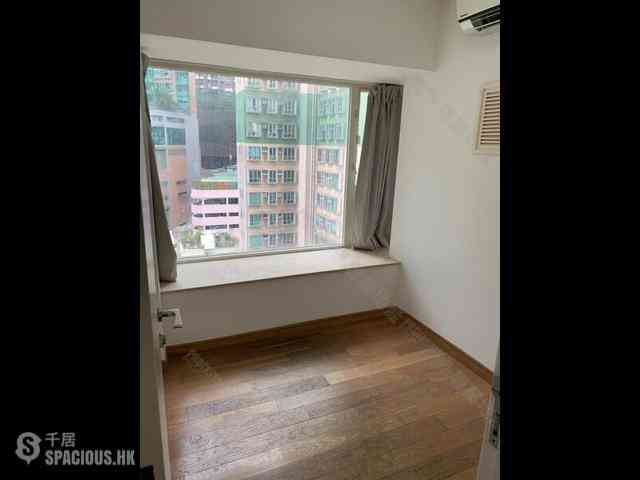 Soho - Centrestage Block 1 03