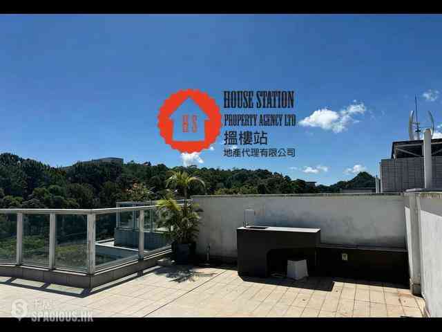 Clear Water Bay - Mount Pavilia 02