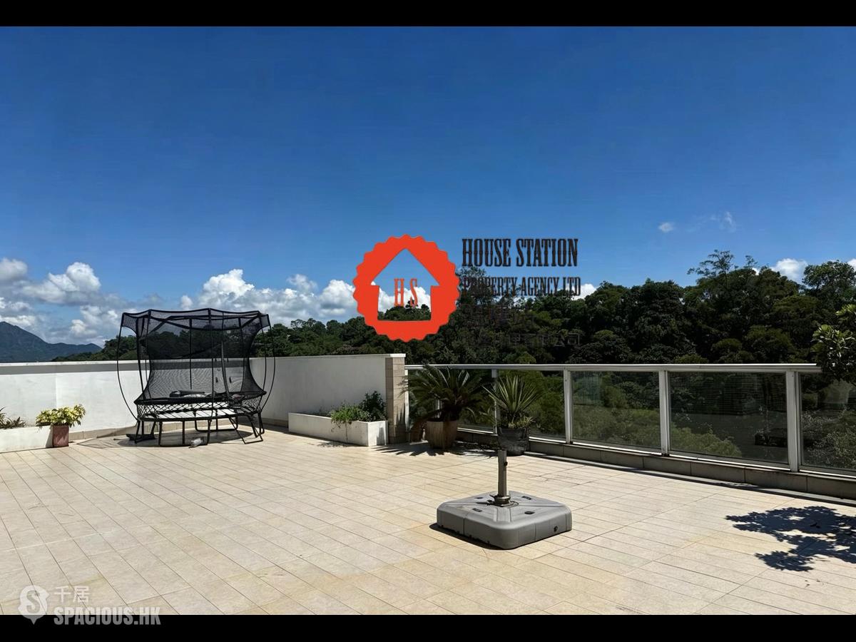 Clear Water Bay - Mount Pavilia 01