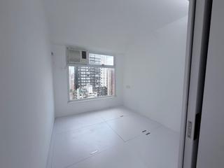 Soho - Ying Pont Building 04