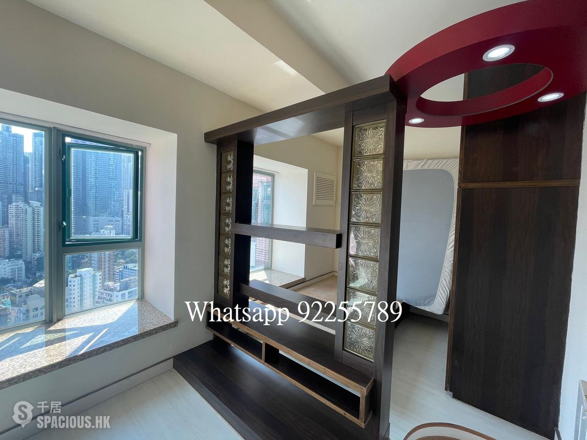 Sheung Wan - Queen's Terrace 01