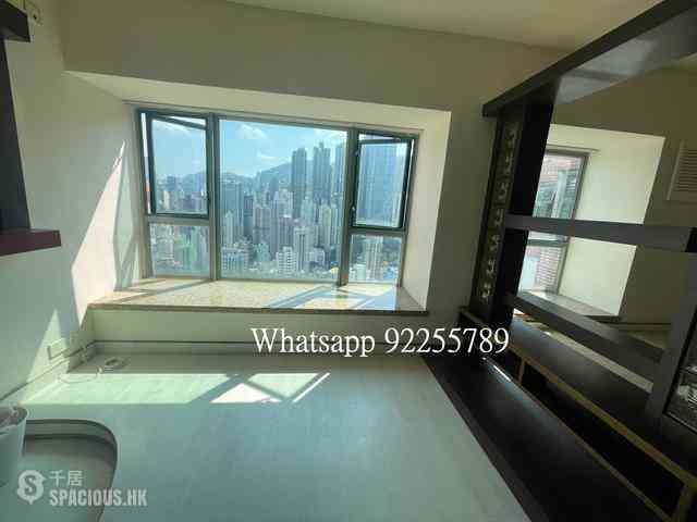 Sheung Wan - Queen's Terrace 03