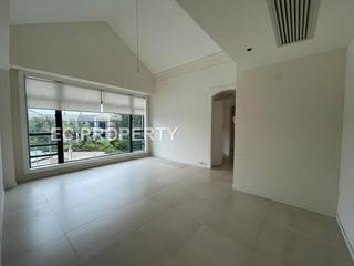 Stanley - Stanford Villa 03