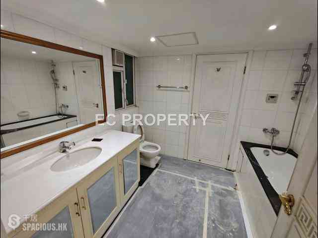Pok Fu Lam - Villa Cecil Phase 2 17