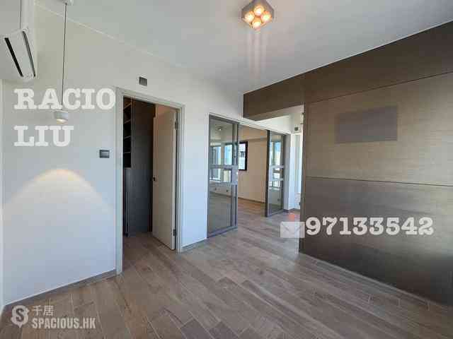 Mid Levels Central - Vantage Park 09
