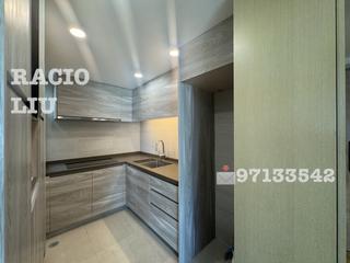 Mid Levels Central - Vantage Park 14