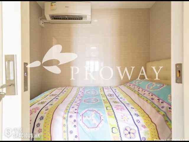 Happy Valley - The Broadville 12