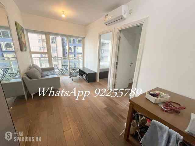 Soho - Centrestage 02