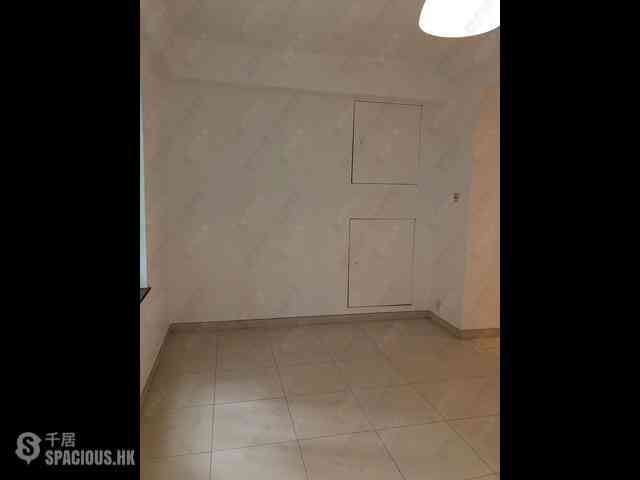 Mid Levels Central - Goldwin Heights 06