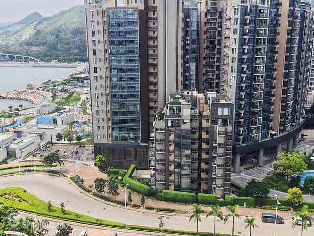 Tseung Kwan O - The Papillons Block 7 01