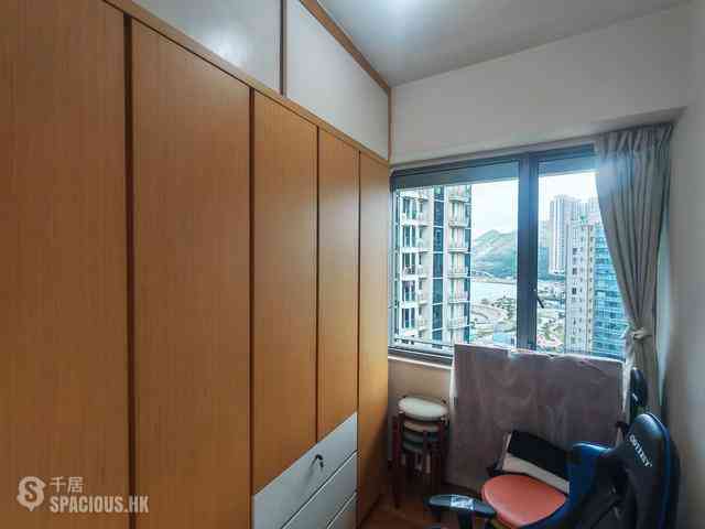 Tseung Kwan O - The Papillons Block 7 08
