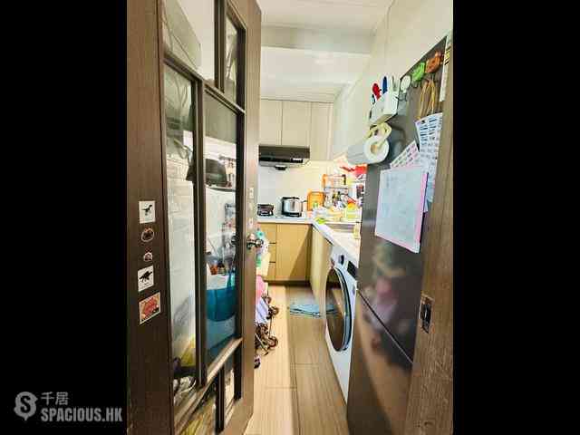 Fanling - Flora Plaza Block 5 03