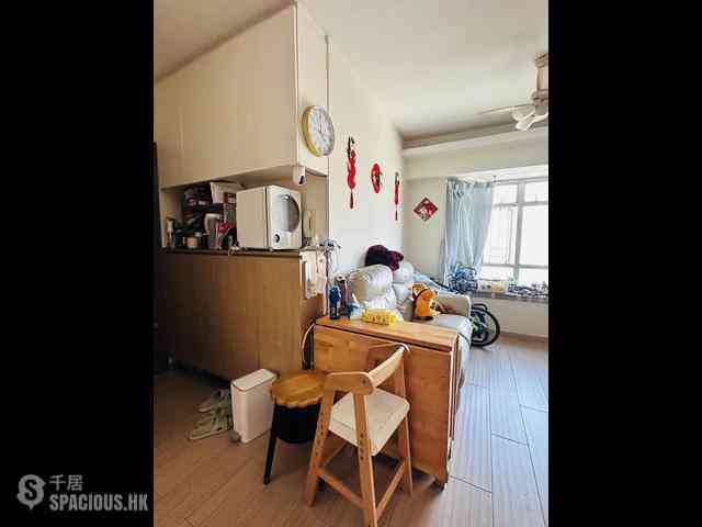 Fanling - Flora Plaza Block 5 04