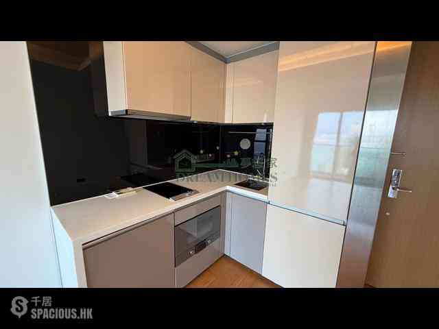 Sai Ying Pun - The Nova 05