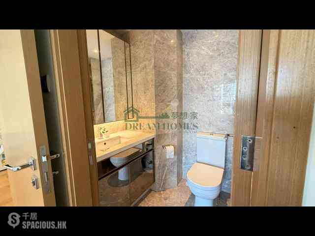 Sai Ying Pun - The Nova 08