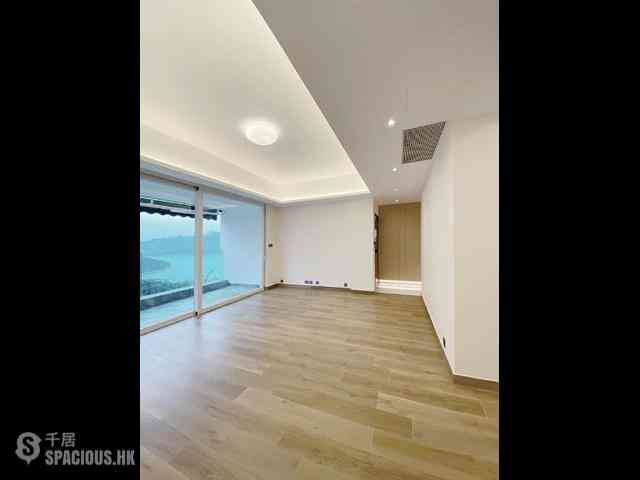 Repulse Bay - Villa Helvetia 01