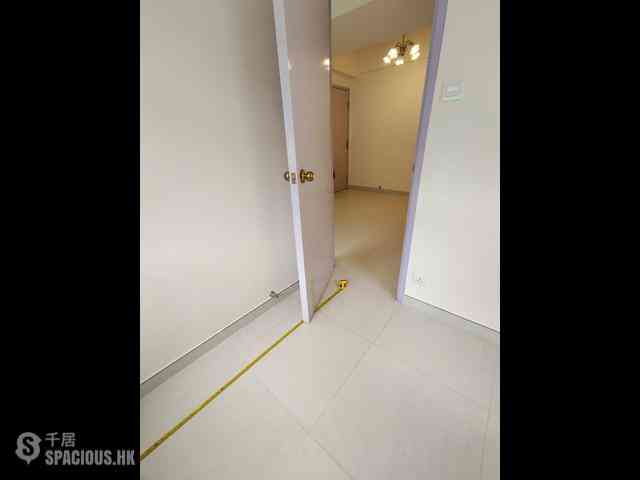 Kennedy Town - Huncliff Court 07