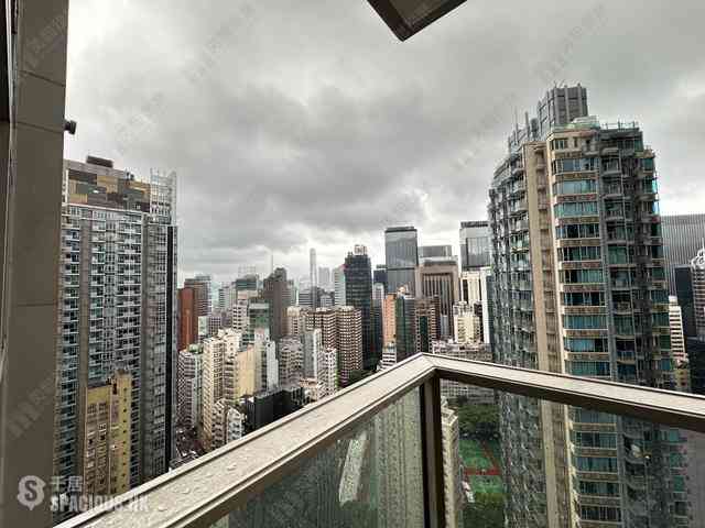 Wan Chai - The Avenue Phase 2 10