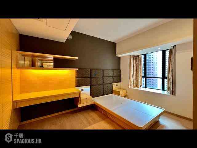 Mid Levels Central - Dynasty Court Block 1 07