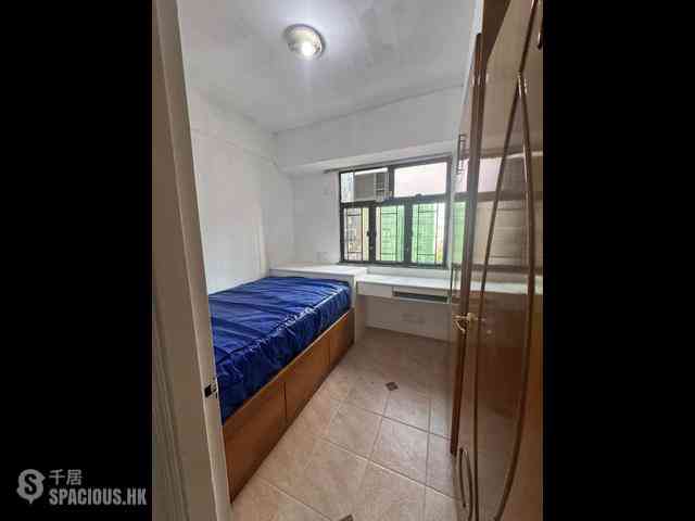 Mong Kok - Tak Bo Building Block B 03