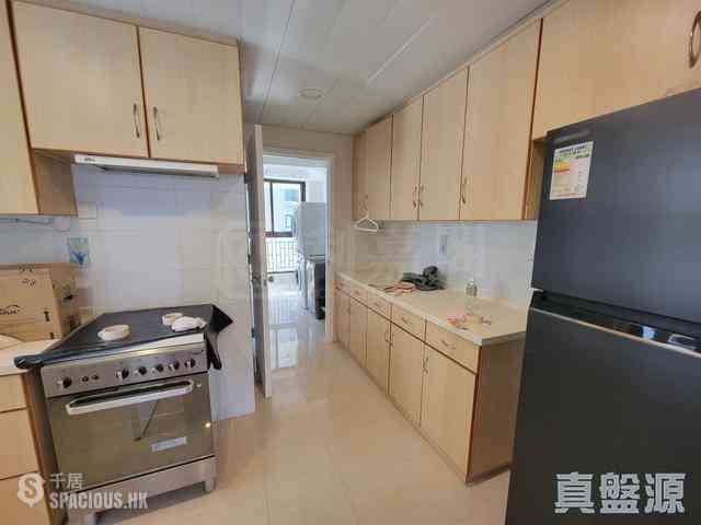 Repulse Bay - South Bay Towers 04