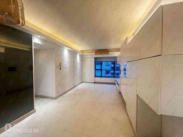 Mid Levels Central - The Grand Panorama Block 3 01