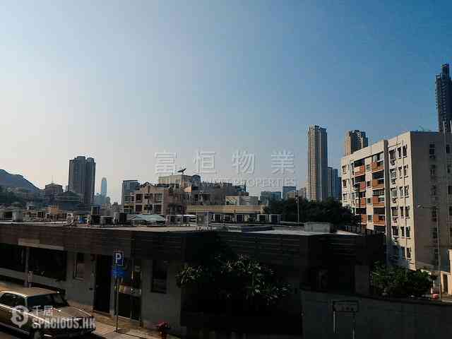 Happy Valley - 1-4, Briar Avenue 01