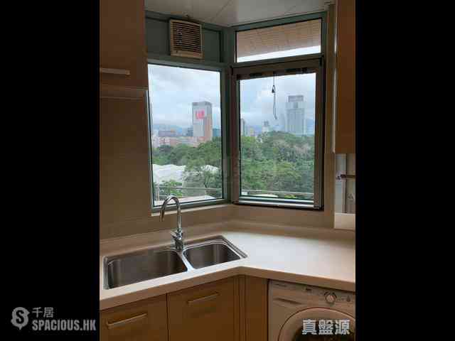 Tsim Sha Tsui - The Victoria Towers 12