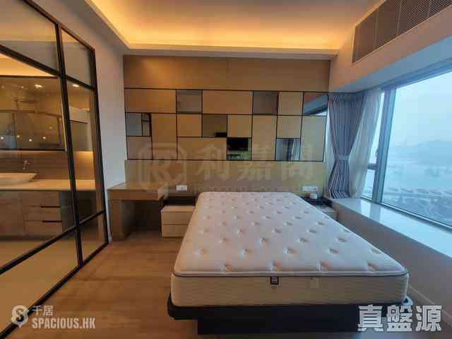 West Kowloon - Sorrento 02
