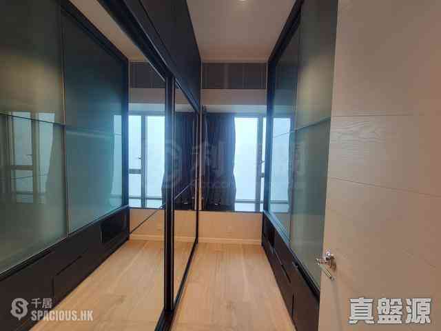 West Kowloon - Sorrento 09