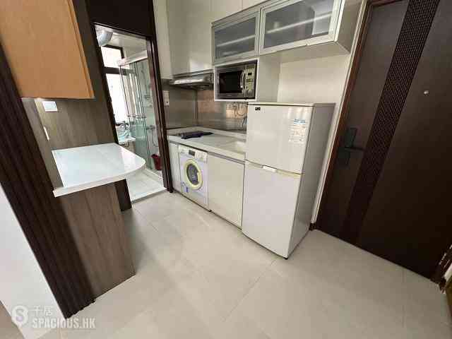 Kennedy Town - Cheong Kat Mansion 02