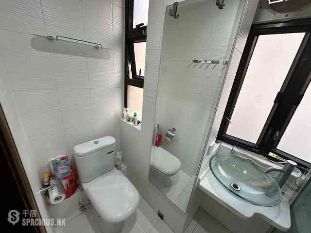 Kennedy Town - Cheong Kat Mansion 05