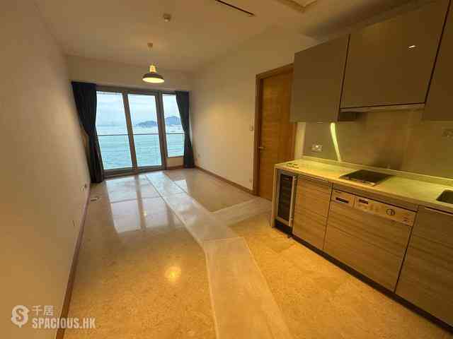Kennedy Town - Cadogan 09