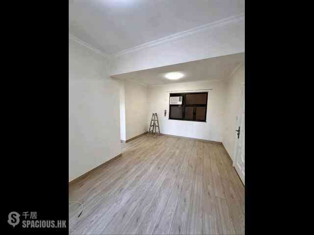 Tai Hang - Tai Hang Terrace Block B 06