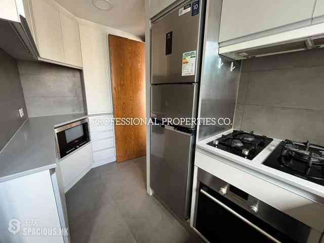 Soho - Centrepoint 04