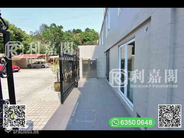 Hang Hau - Junk Bay Villas 02