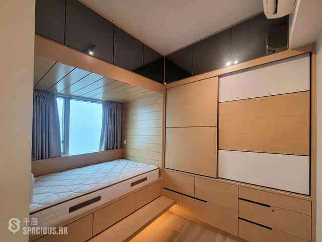 West Kowloon - Sorrento Phase 2 Block 1 05