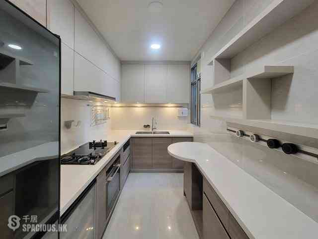 West Kowloon - Sorrento Phase 2 Block 1 12