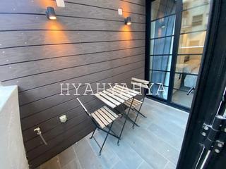 Sai Ying Pun - Fook Moon Building 04