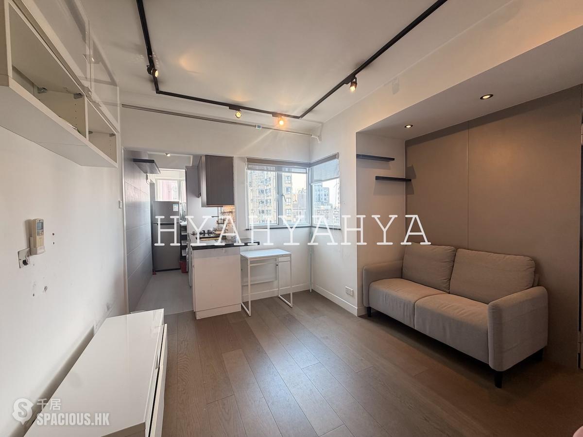 Sai Ying Pun - Comfort Court 01