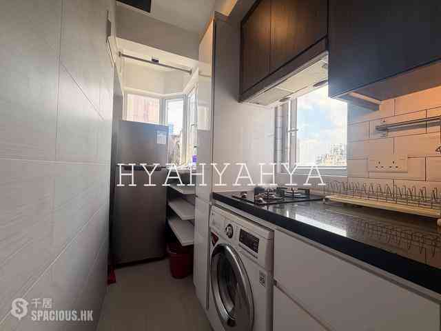 Sai Ying Pun - Comfort Court 04