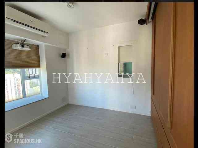 Kennedy Town - University Heights 04