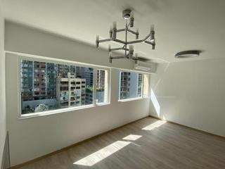 Mid Levels Central - Carlos Court 03