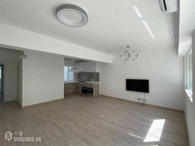 Mid Levels Central - Carlos Court 04
