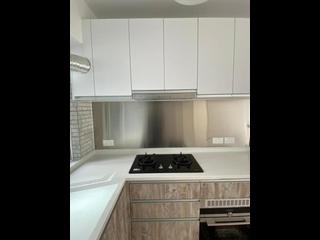 Mid Levels Central - Carlos Court 06
